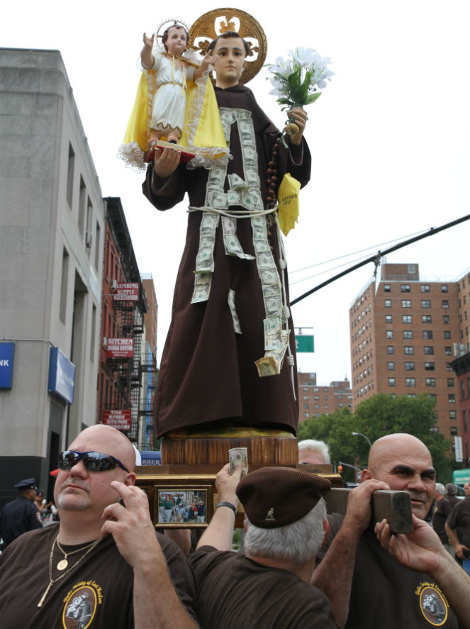 The Giglio Feast of Saint Antonio